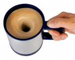 Kaffeetasse mit Rührautomatik